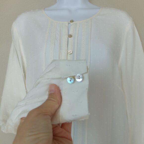 J Jill Swiss Dot Cream Long Sleeve Top Size Small - Picture 4 of 9